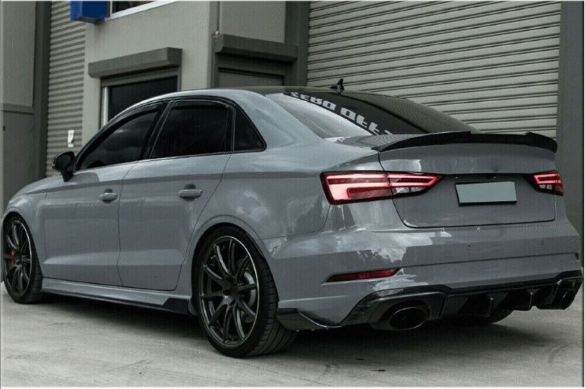 Audi RS3 8V Sedan / Limousine Facelift Carbon Side Splitters